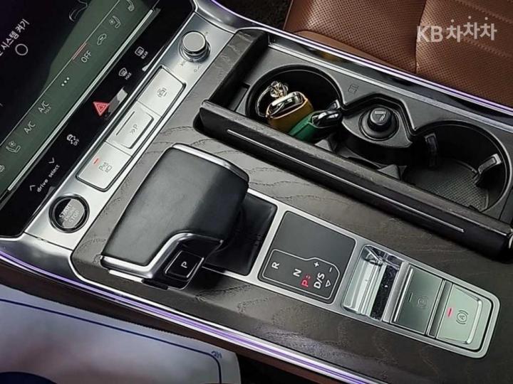 Audi A6 C8 40 TDI Quattro Premium 9