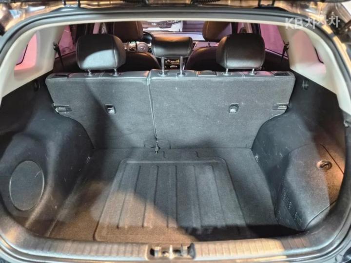 Kia Niro 1.6 Prestige 6