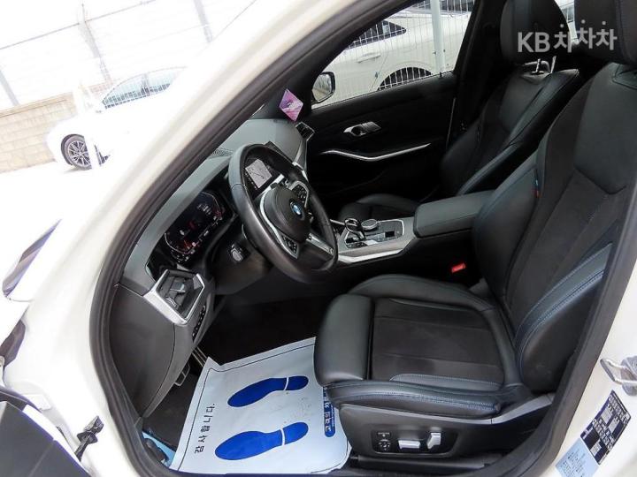 BMW 3 Series G20 320i M Sport 6