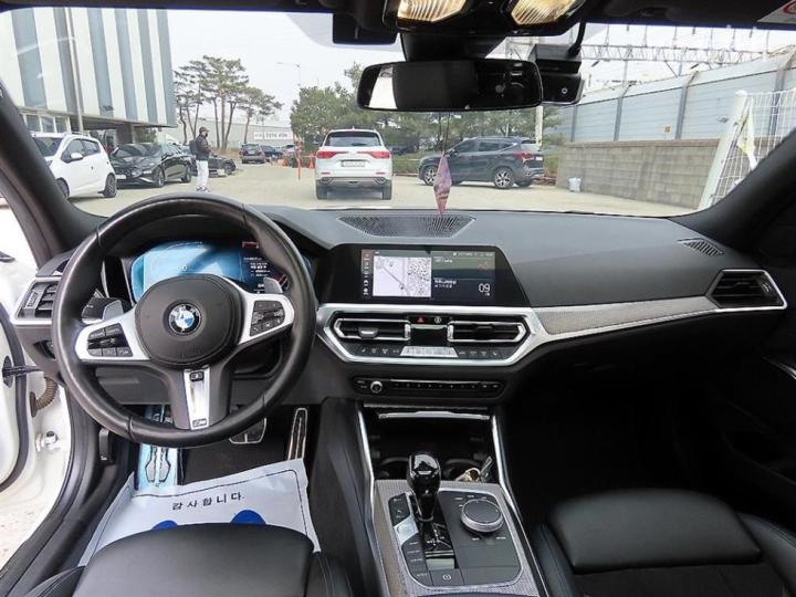 BMW 3 Series G20 320i M Sport 8