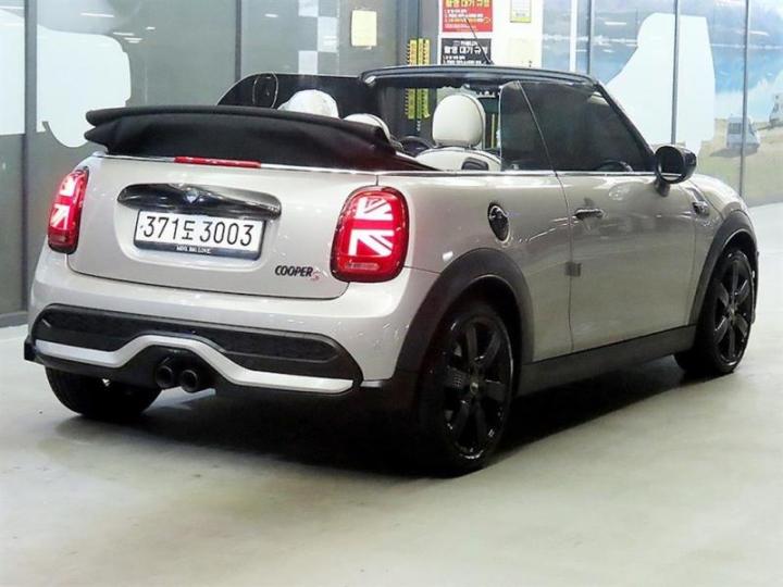 Mini Cooper Convertible New S 2.0 Seaside Edition 8