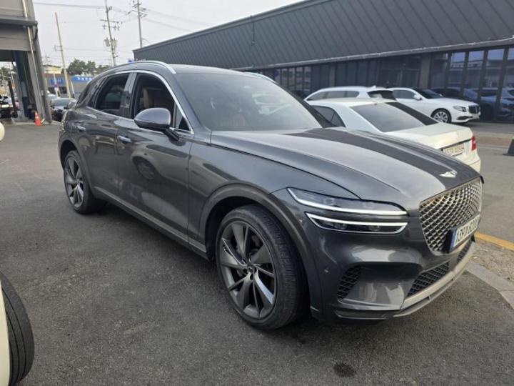 Genesis GV70 Gasoline 2.5T 2WD 3