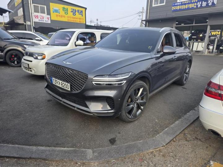 Genesis GV70 Gasoline 2.5T 2WD 4
