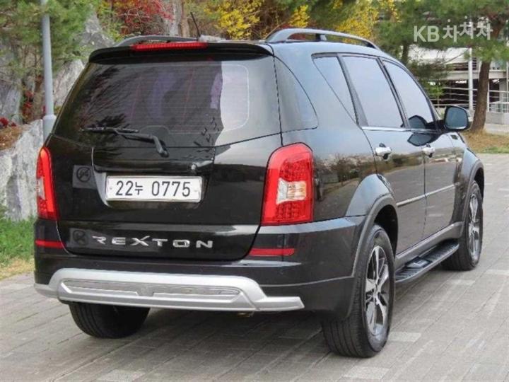 KG Mobility (Ssangyong) Rexton W 4WD RX7 Luxury 4