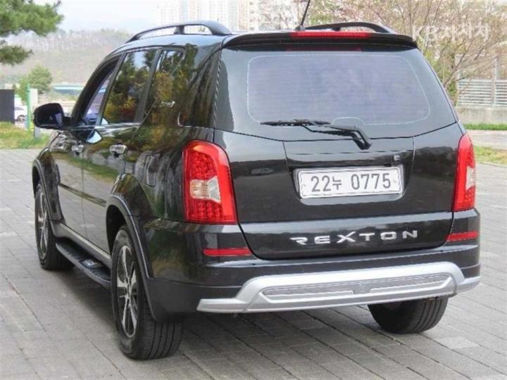 KG Mobility (Ssangyong) Rexton W 4WD RX7 Luxury 5