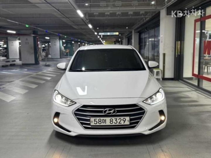 Hyundai Avante AD 1.6 GDi Smart Special 3