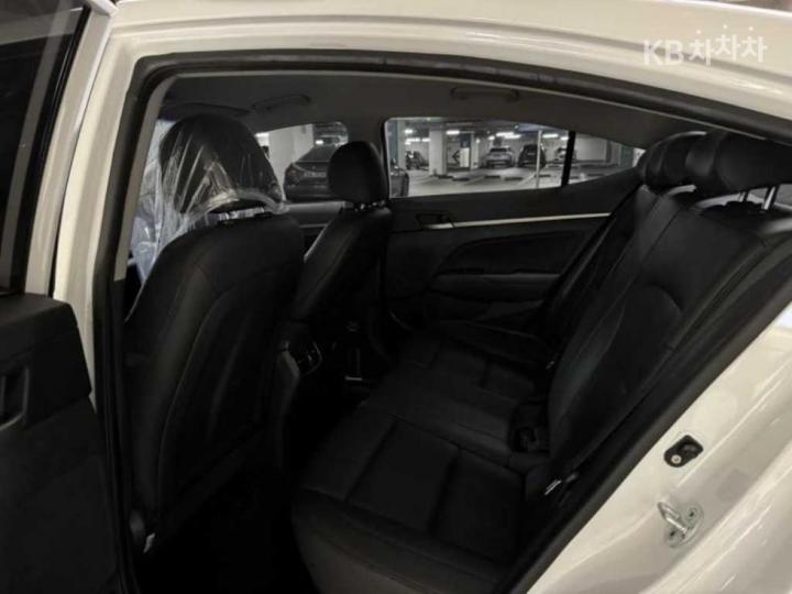 Hyundai Avante AD 1.6 GDi Smart Special 7