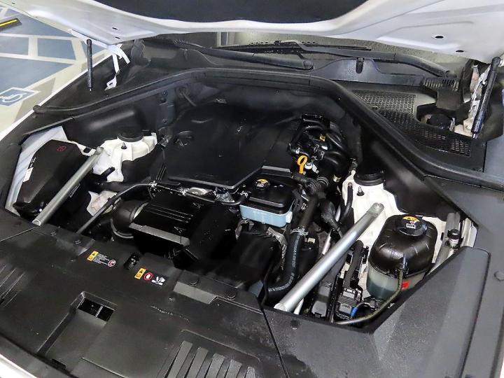 Genesis GV80 2.5 Turbo Gasoline 2WD 9