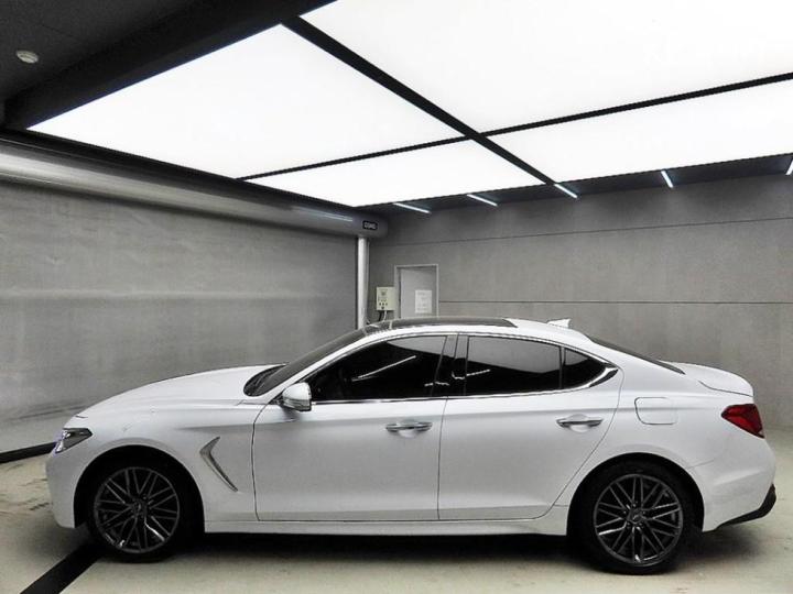 Genesis G70 2.0T AWD Supreme 5