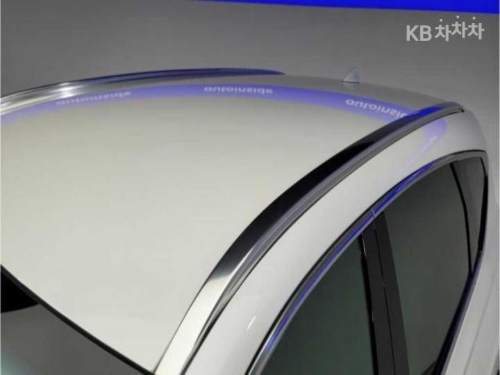 Genesis GV80 3.5 Turbo Gasoline AWD 9