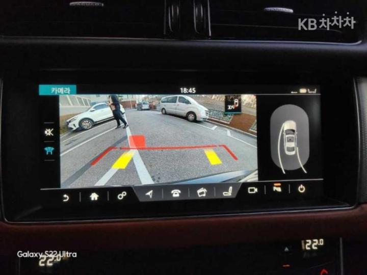 Jaguar XF 2.0d Portfolio 9