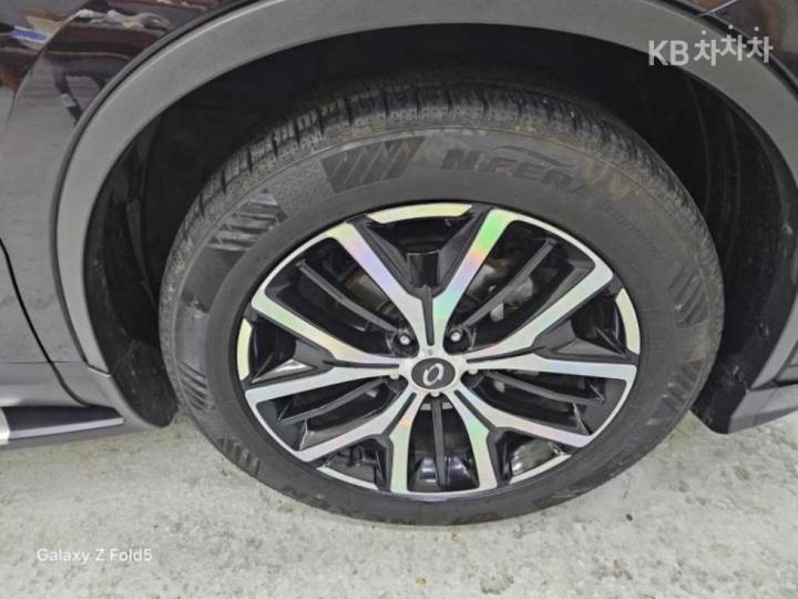 Renault QM6 2.0 LPe 2WD RE Signature 6