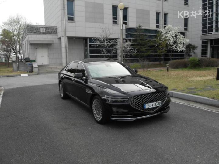 Genesis G90 5.0 GDi AWD Prestige 3