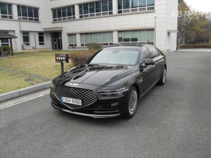 Genesis G90 5.0 GDi AWD Prestige 4