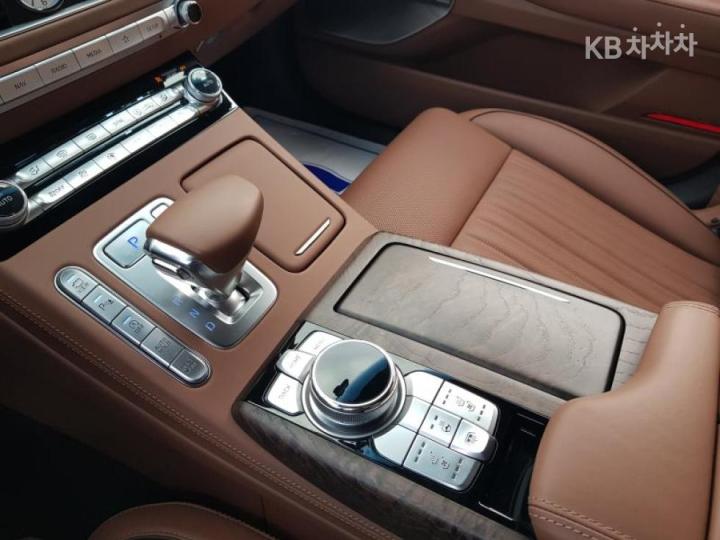 Genesis G90 5.0 GDi AWD Prestige 7