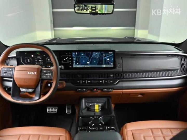 Kia Tasman G2.5 T-GDI 4WD X-Pro 8