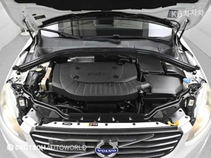 Volvo XC60 D5 2.4 7