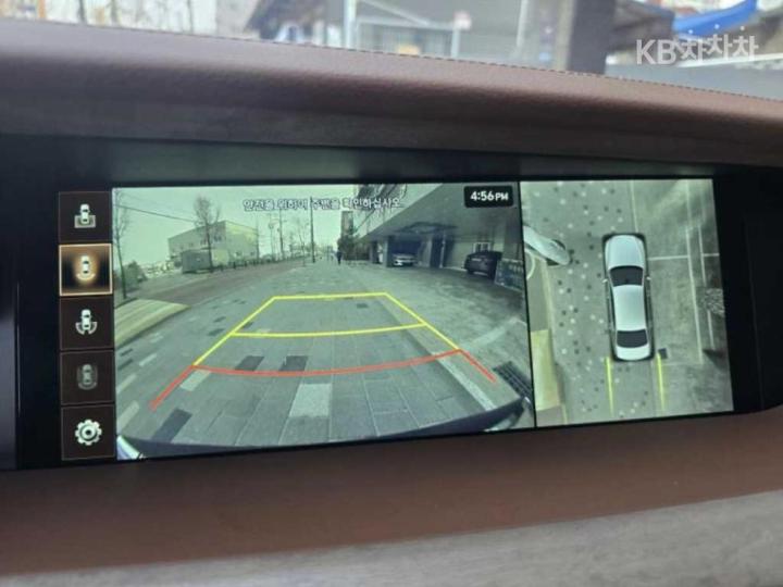 Genesis G90 3.3T GDi AWD Premium Luxury 9