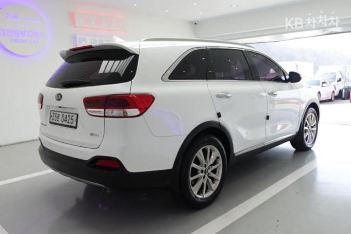 Kia Sorento Diesel 2.0 2WD Noblesse 6