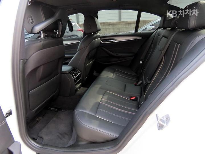 BMW 5 Series G30 530i xDrive M Sport 7