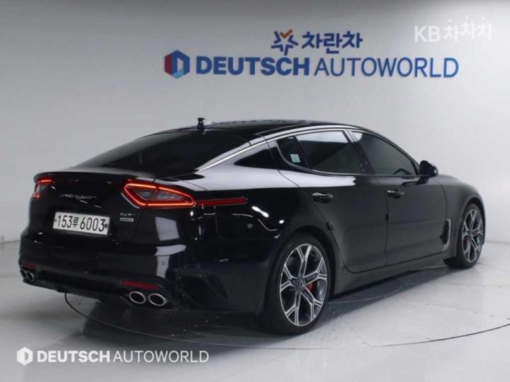 Kia Stinger 3.3 Turbo 4WD GT 3