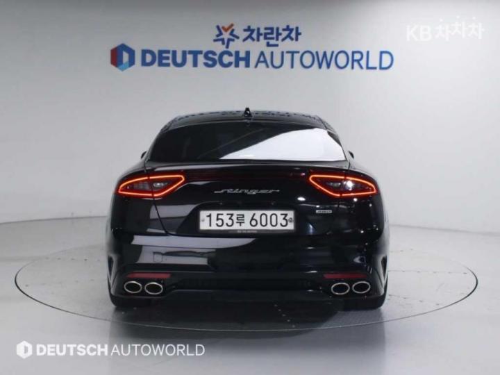 Kia Stinger 3.3 Turbo 4WD GT 5