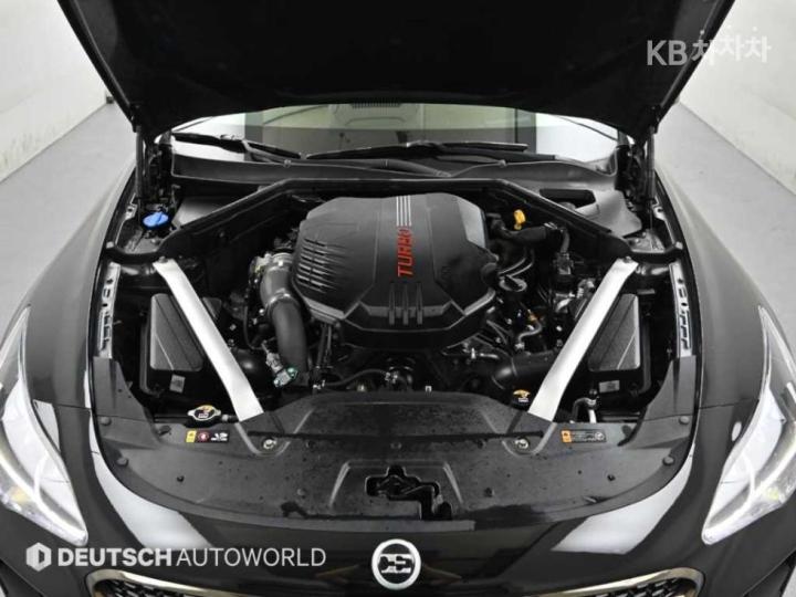 Kia Stinger 3.3 Turbo 4WD GT 7