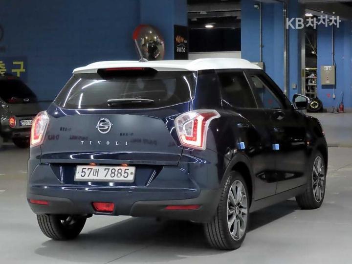 KG Mobility (Ssangyong) Tivoli Gasoline VX 5
