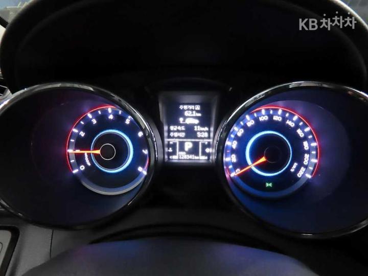 KG Mobility (Ssangyong) Tivoli Gasoline VX 10