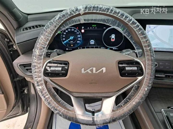 Kia K8 Hybrid 1.6 Turbo Noblesse 8