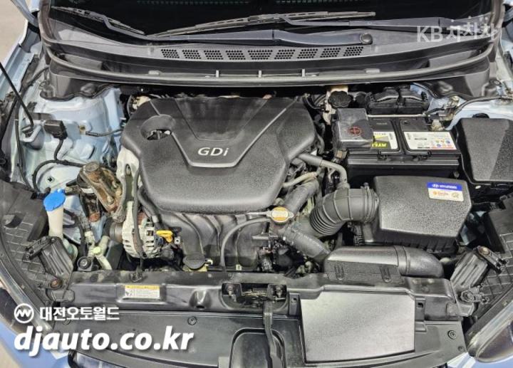 Hyundai Avante MD M16 GDi LUXURY 7