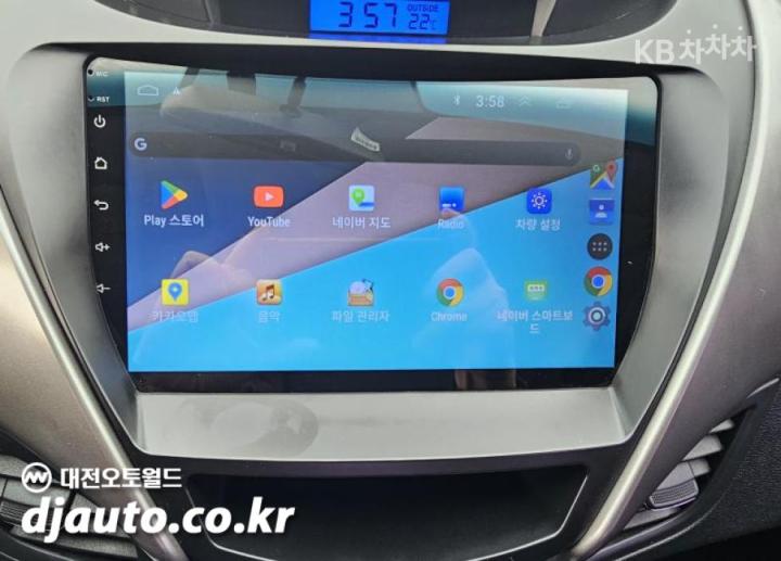 Hyundai Avante MD M16 GDi LUXURY 10