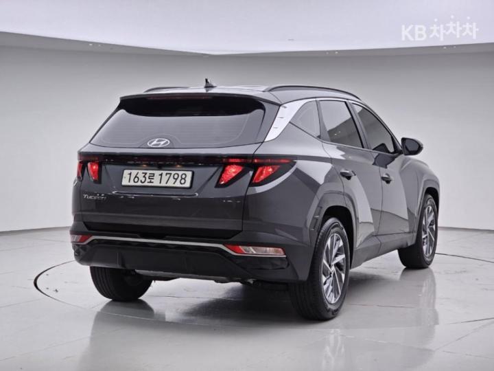 Hyundai Tucson The NX4 Gasoline 1.6T 2WD Premium 4