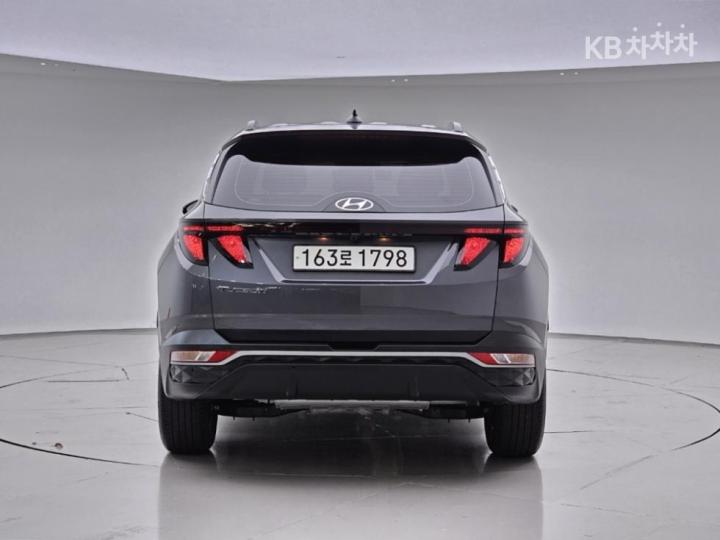 Hyundai Tucson The NX4 Gasoline 1.6T 2WD Premium 5