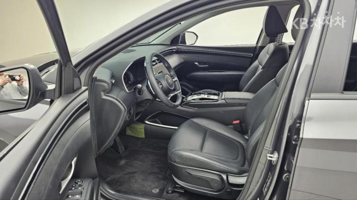 Hyundai Tucson The NX4 Gasoline 1.6T 2WD Premium 9