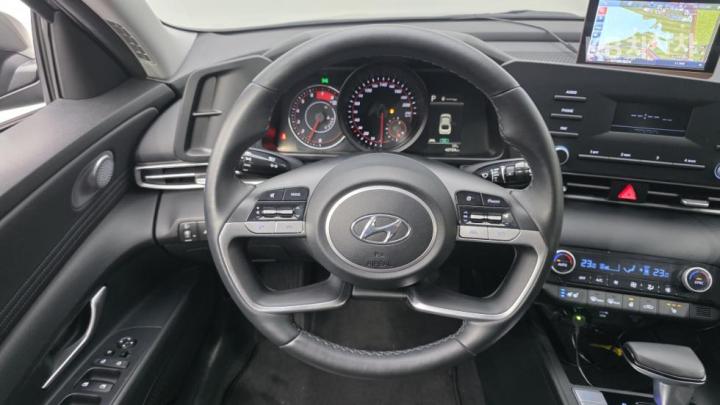 Hyundai Avante CN7 1.6 Gasoline Modern 7