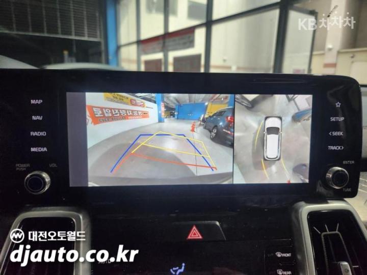 Kia Sorento MQ4 2.2 Diesel 2WD Signature 9