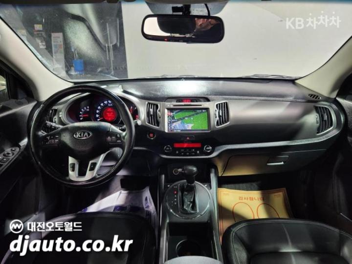 Kia Sportage R 2WD Diesel TLX Top Model 5