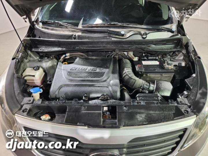 Kia Sportage R 2WD Diesel TLX Top Model 6