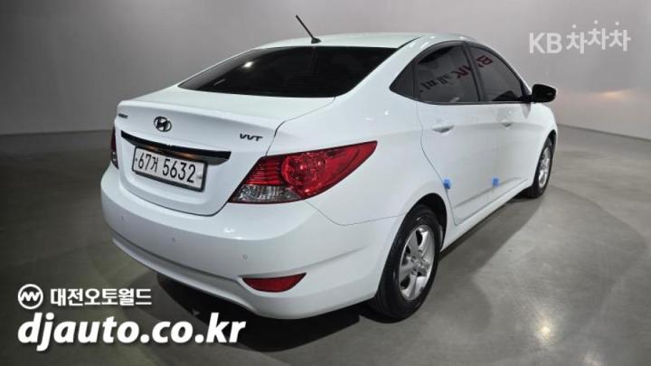 Hyundai Accent New 1.4 VVT Modern 3