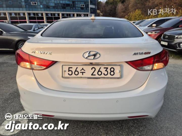 Hyundai Avante MD M16 GDi LUXURY 6