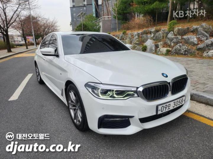 BMW 5 Series G30 520d M Sport Plus 3