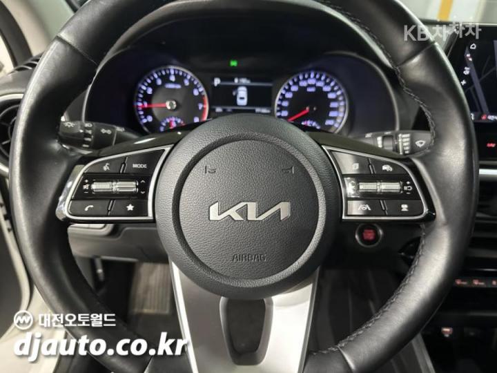 Kia K3 BD 1.6 Gasoline Prestige 8