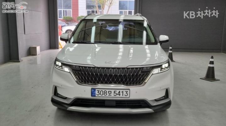 Kia Carnival D2.2 Prestige 4