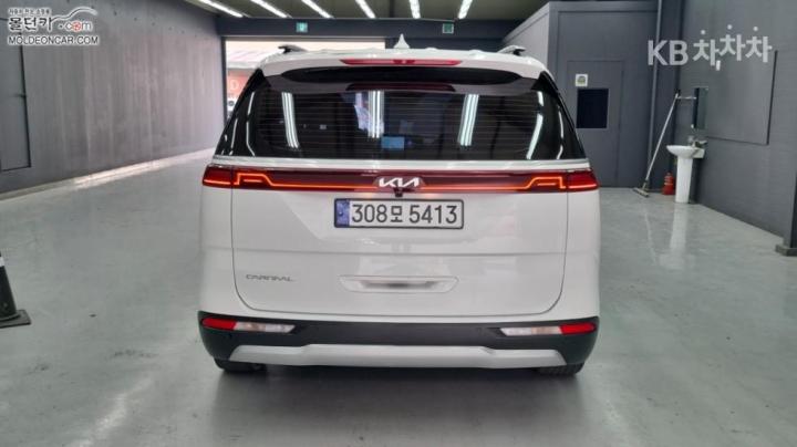 Kia Carnival D2.2 Prestige 5