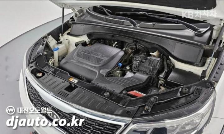 Kia Sorento New R Diesel 2.0 2WD Noblesse 7