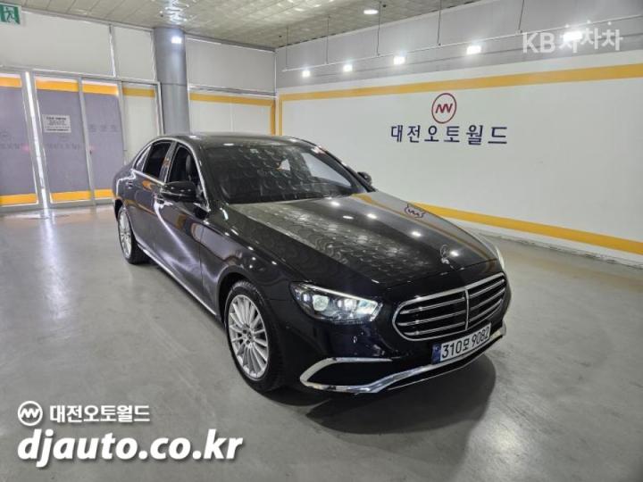 Mercedes-Benz E-Class W213 E250 Exclusive 7