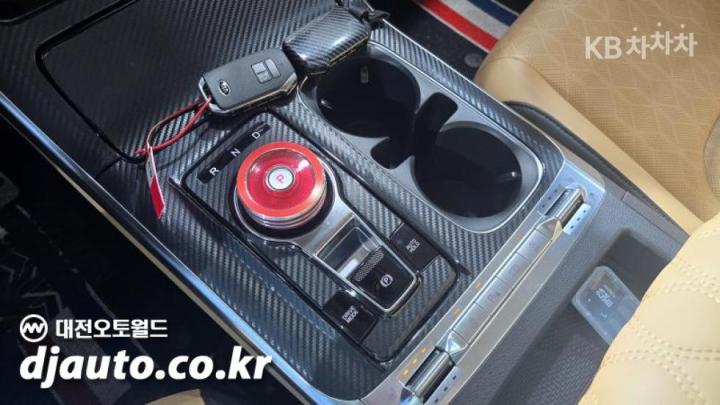 Kia Carnival D2.2 Noblesse 10