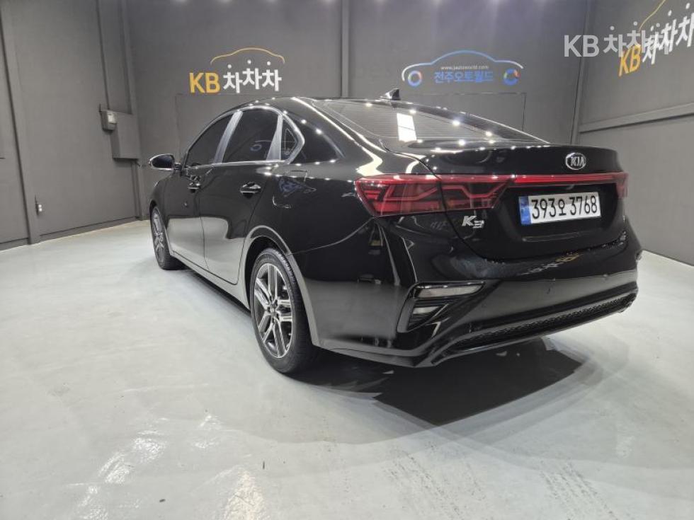 2021 - kia k3