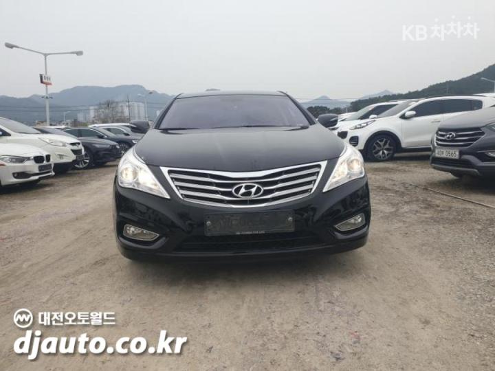 Hyundai Grandeur HG HG240 Luxury
